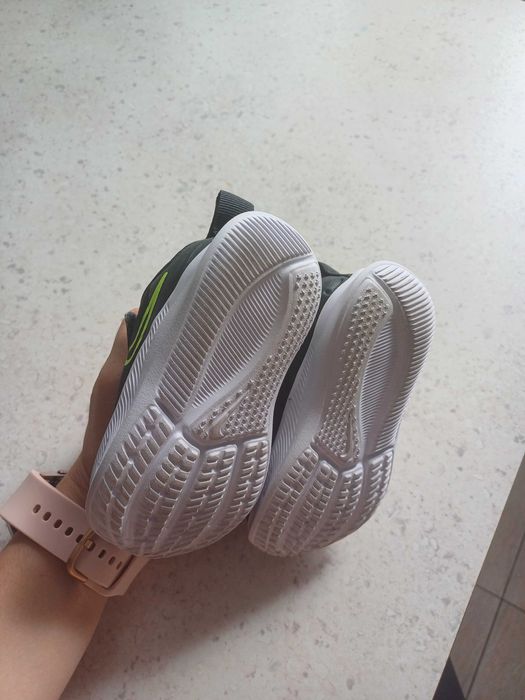 Бебешки маратонки Nike