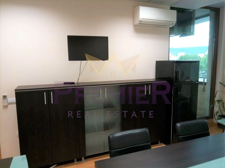 Продава се Офис в Варна, Спортна зала - 87 кв.м за 2989 €/кв.м - Снимка #3