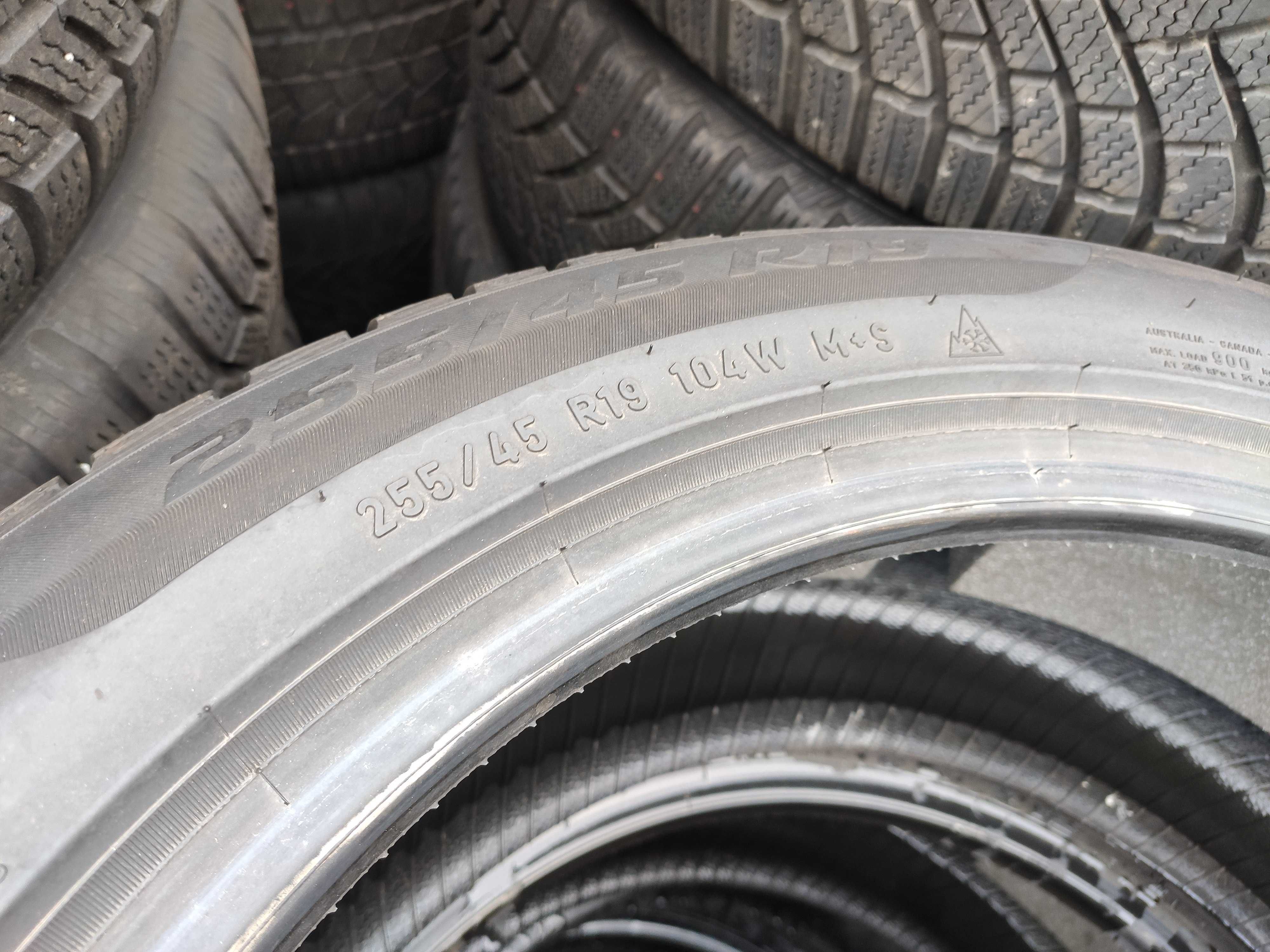 2бр Зимни гуми 255 45 19 - Pirelli DOT 2023