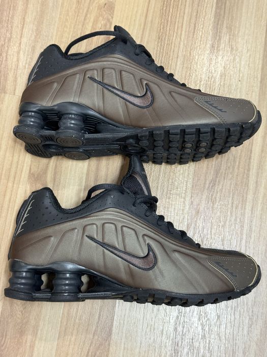 Adidasi Nike Shox R4. Noi. Originali