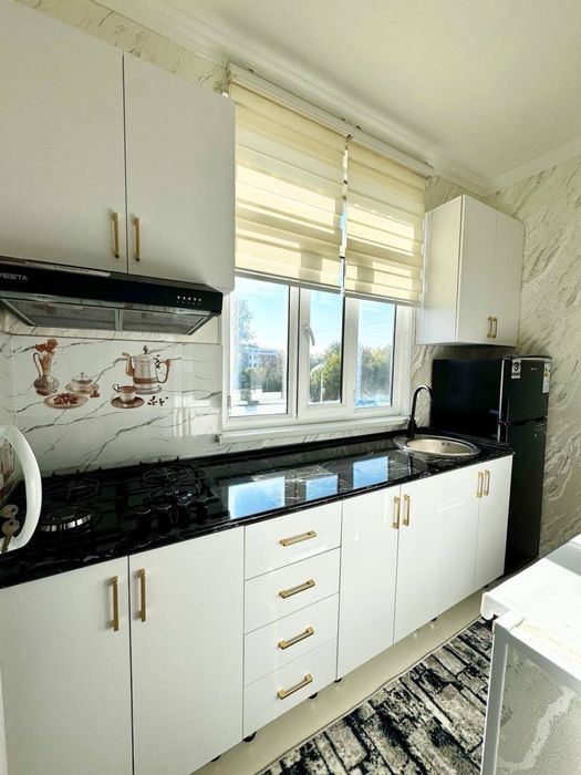 Чиланзар 11 кв Новый Евроремонт 2в3 комнатная.