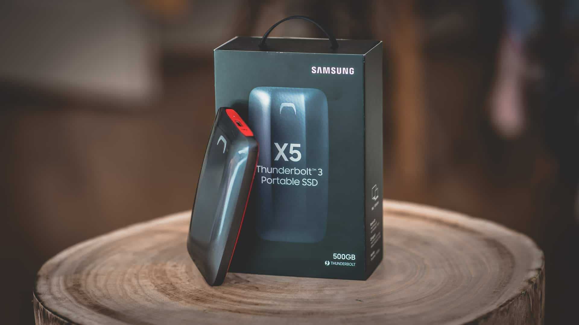 Sealed Samsung X5 Thunderbolt 3 Portable SSD 2800MB/s 2300MB/s