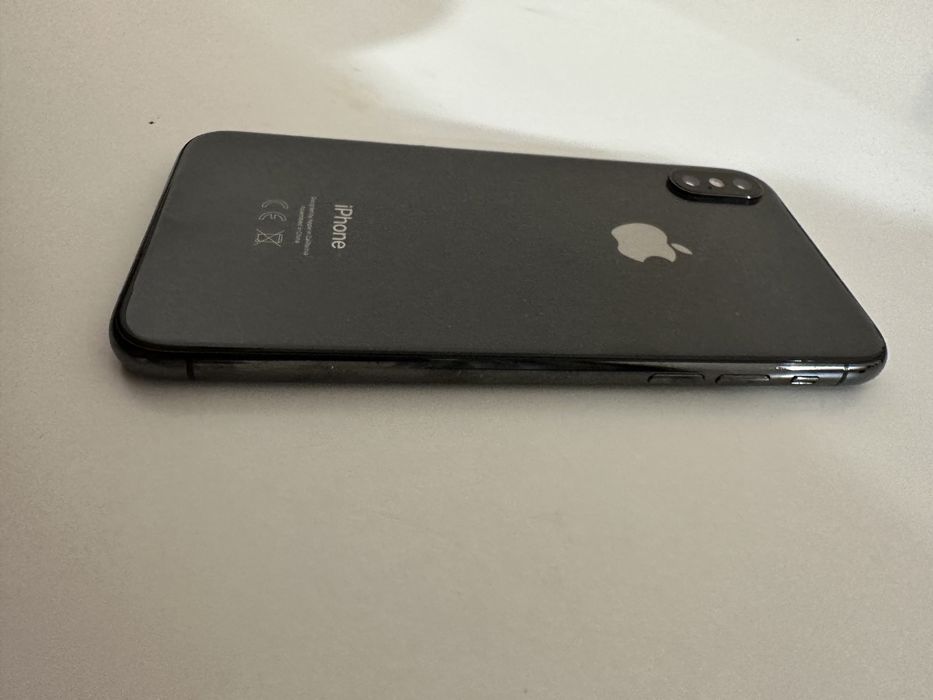 iPhone XS 64GB Space Black