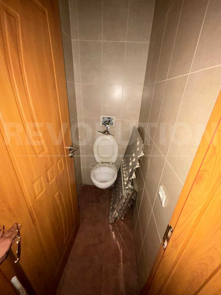Продава се Заведение в София, Младост 3 - 257 кв.м за 1362 €/кв.м - Снимка #12