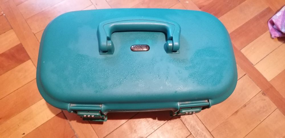 Cutie transport/ depozitare  cosmetice