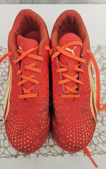 Ghete de fotbal sala marca Puma Ultra 37 originale