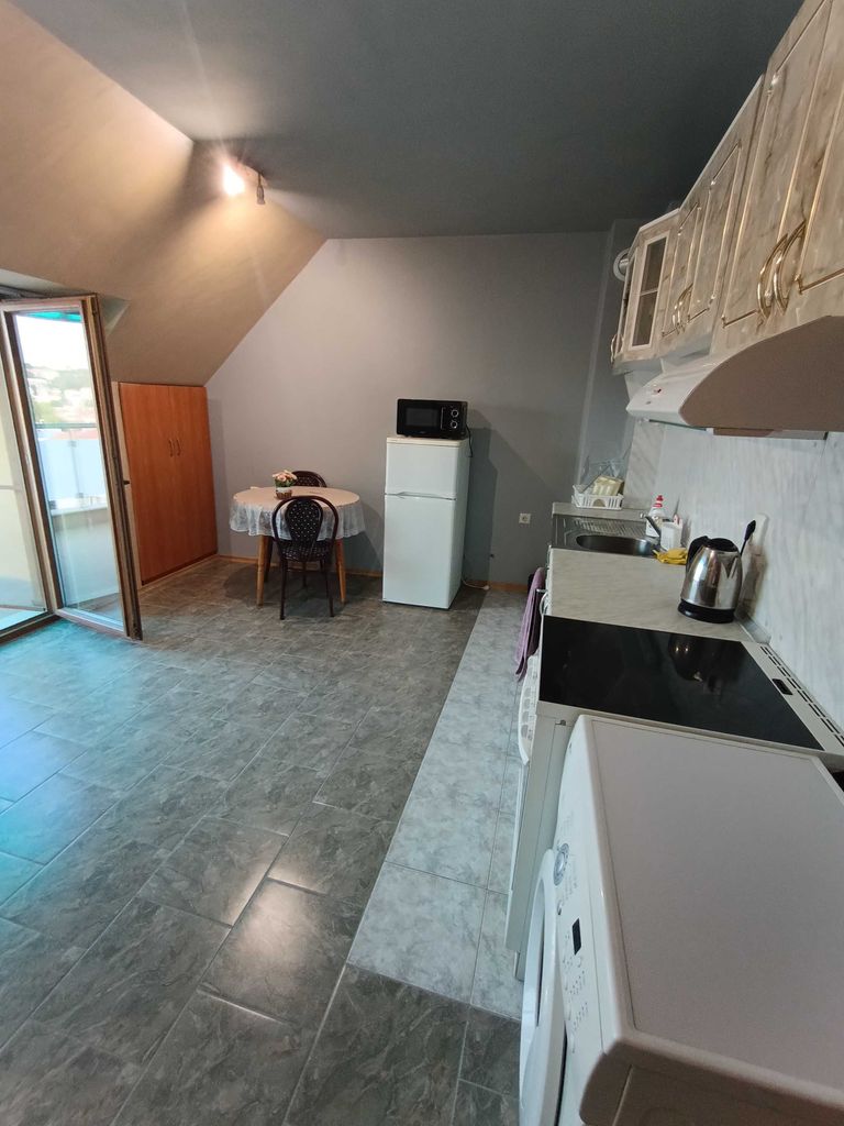 Дава се под наем Двустаен апартамент в Плевен, Дружба 1 - 60 кв.м за 331.5 € - Снимка #3