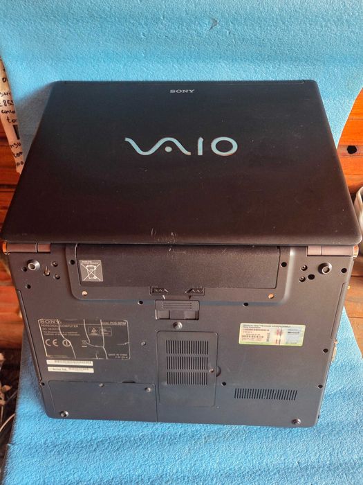 placa de baza si display Sony Vaio VGN-BZ11XN - incomplet