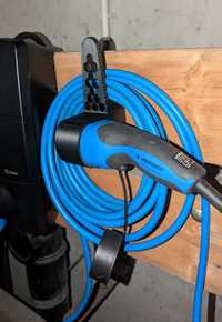 Suport pentru cablu de incarcare masini electrice