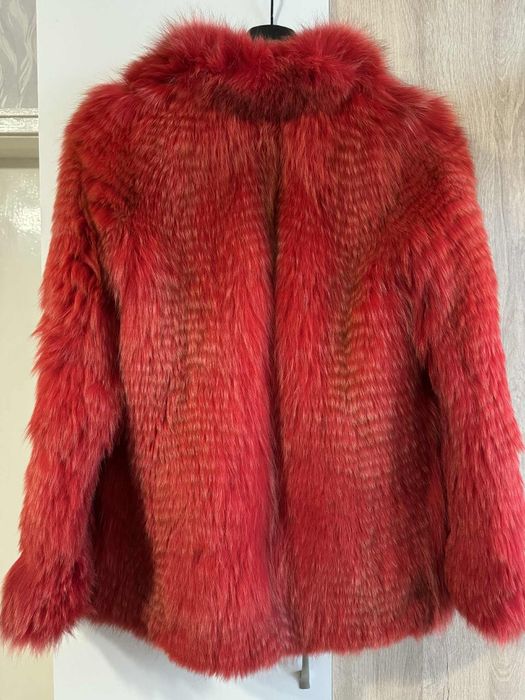 Палто от чинчила червено