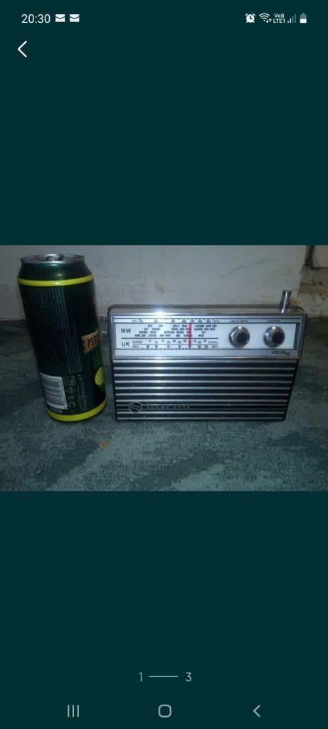 Radio vechi portabil loewe