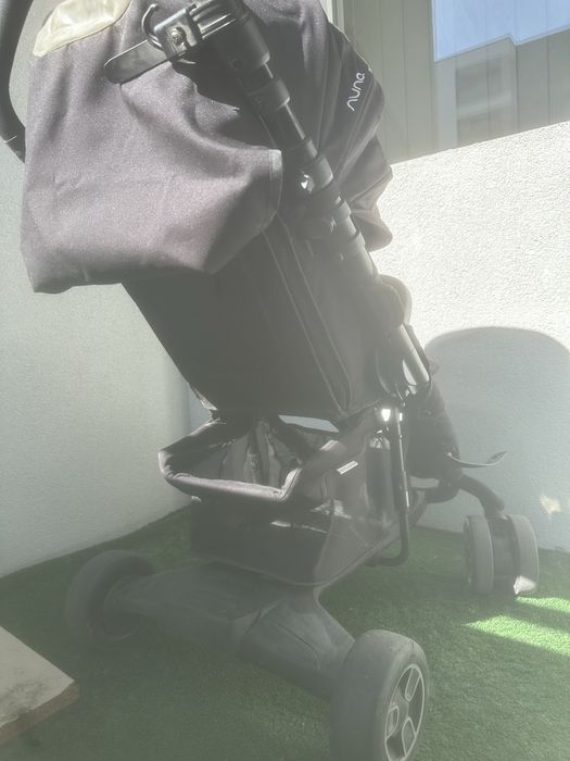 Бебешка количка Nuna