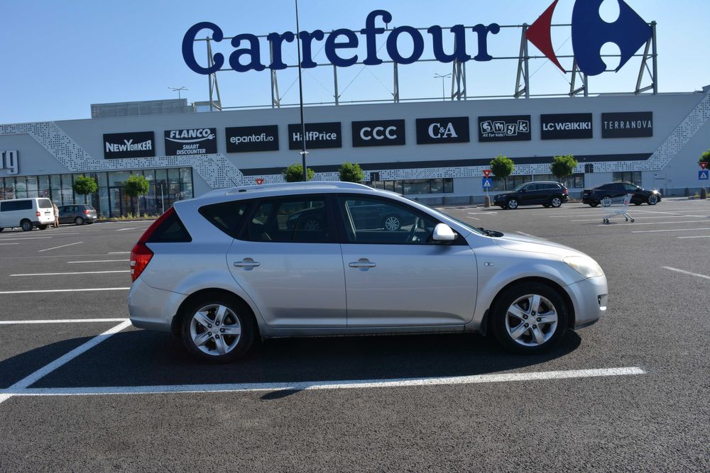 Kia Ceeed SW 2009 1.4 benzina/navigatie/distributie pe lant