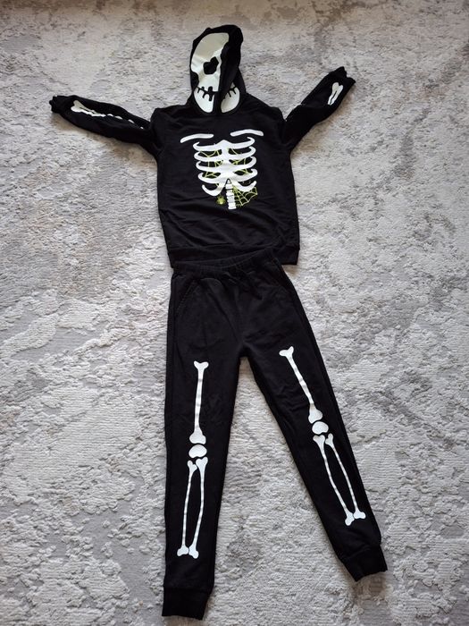 Детски екип - чисто нов