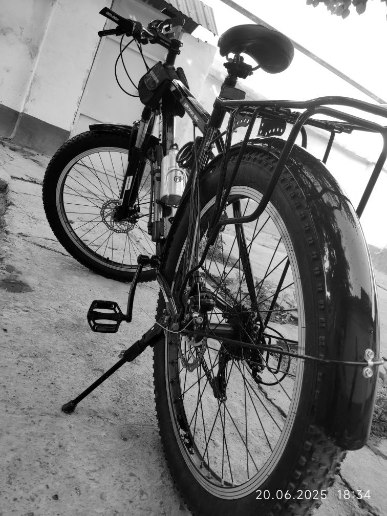 Velosiped yangi shirokiy balon