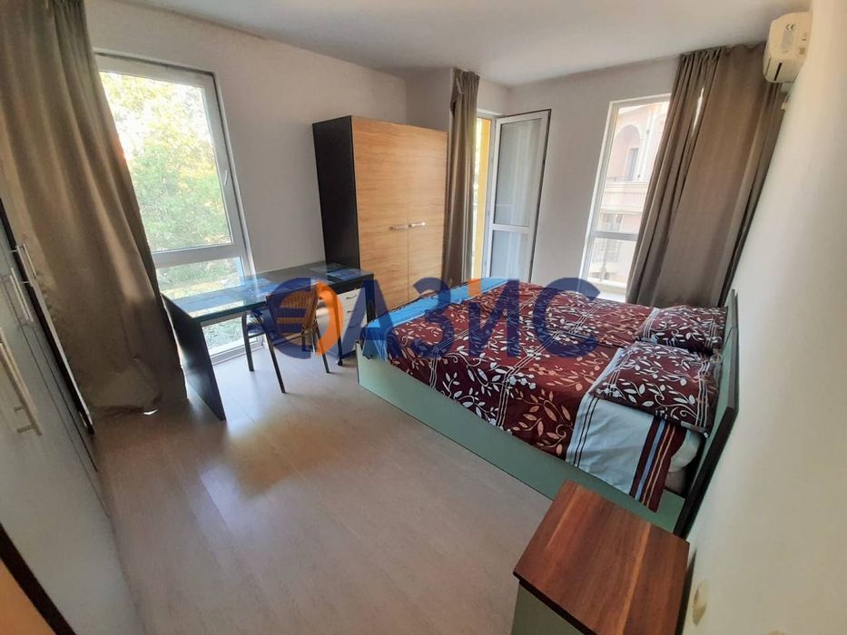 Продава се Тристаен апартамент в к.к. Слънчев бряг - 92 кв.м за 881 €/кв.м - Снимка #10