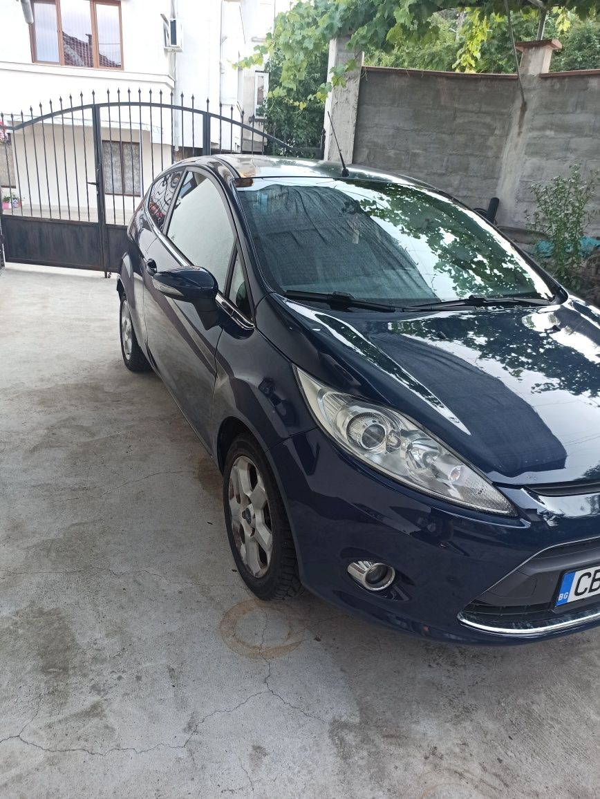 Ford Fiesta 1.4 бензин/ газ  2010г.