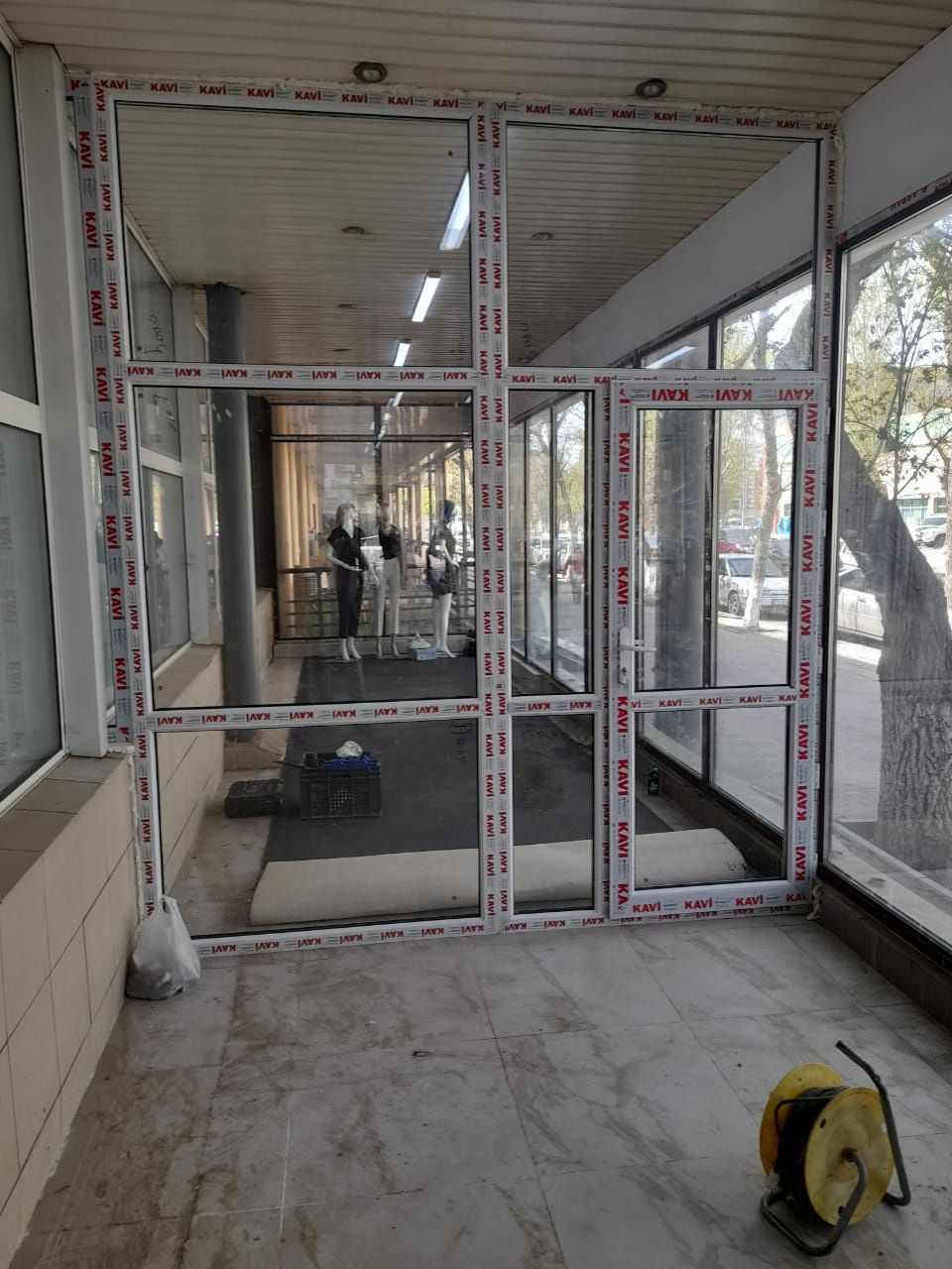 Изготовление  пластиковые окна регулировка и ремонт окон