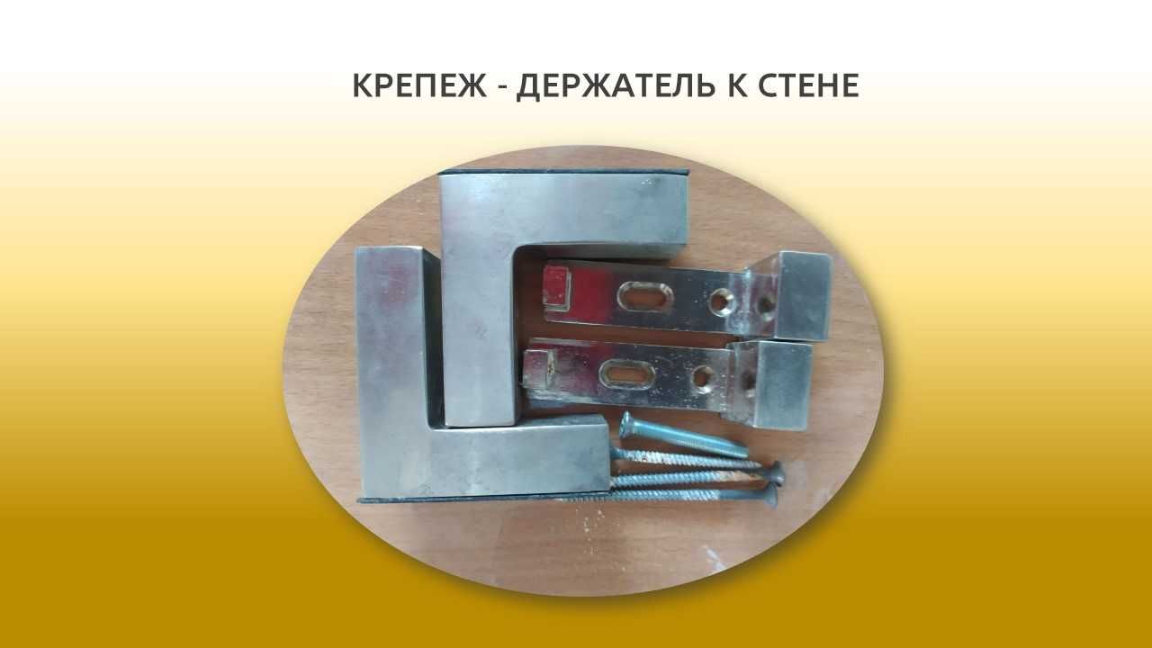 Стеллаж стеклянный с подсветкой.