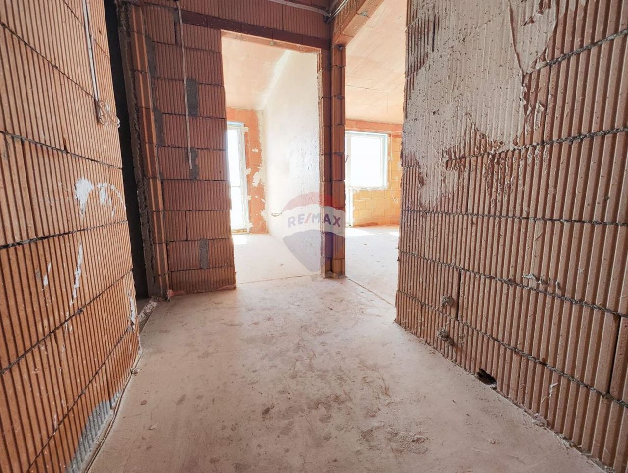 Продава се Двустаен апартамент в Варна, Виница - 59 кв.м за 1589 €/кв.м - Снимка #7
