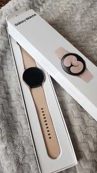 Смарт-часы Samsung Galaxy Watch 4
