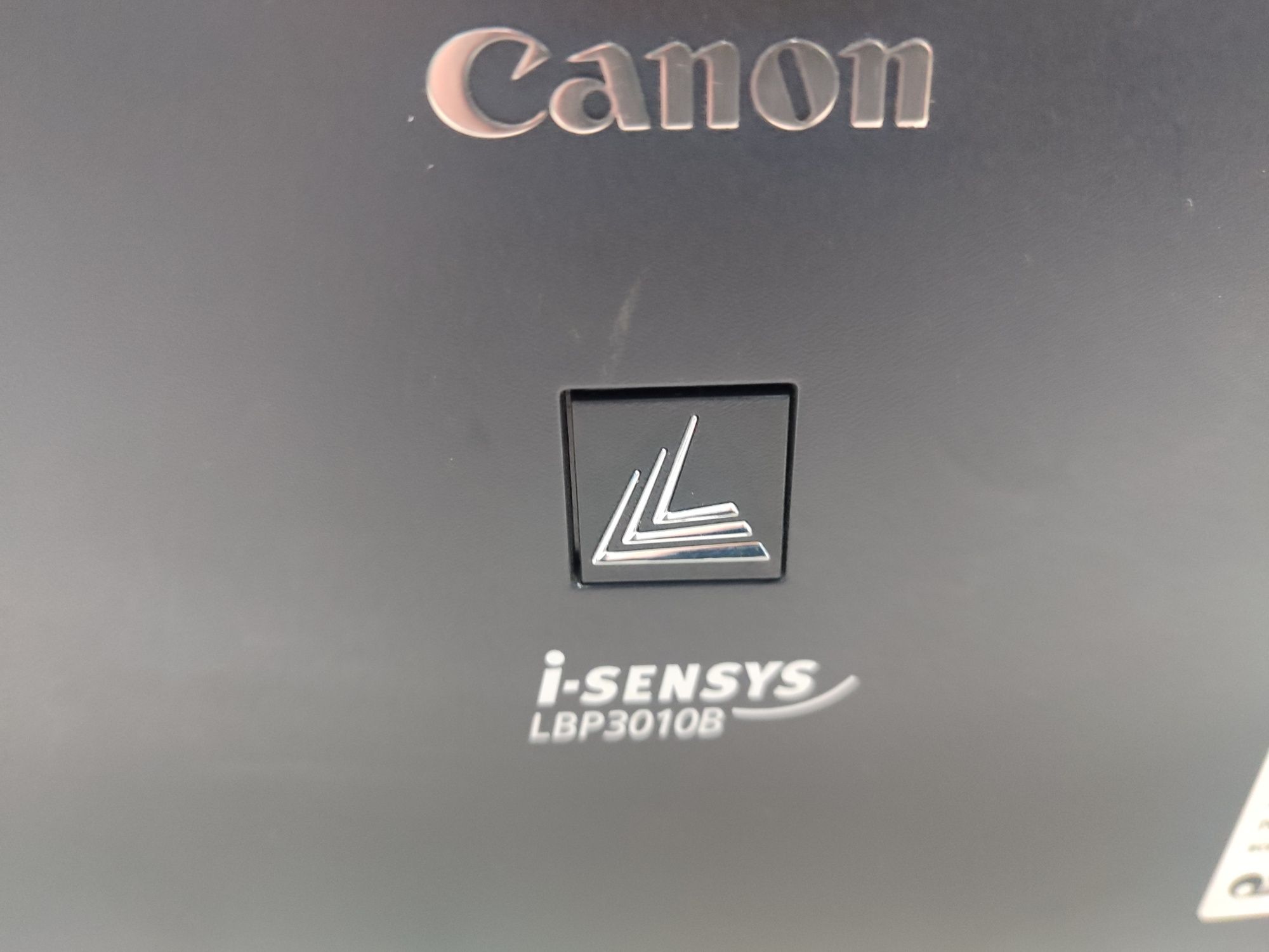 Продается надежный принтер Canon i sensys lbp 3010b, cост отличное