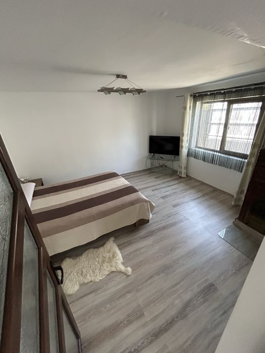 Vand casa la sosea in Candesti