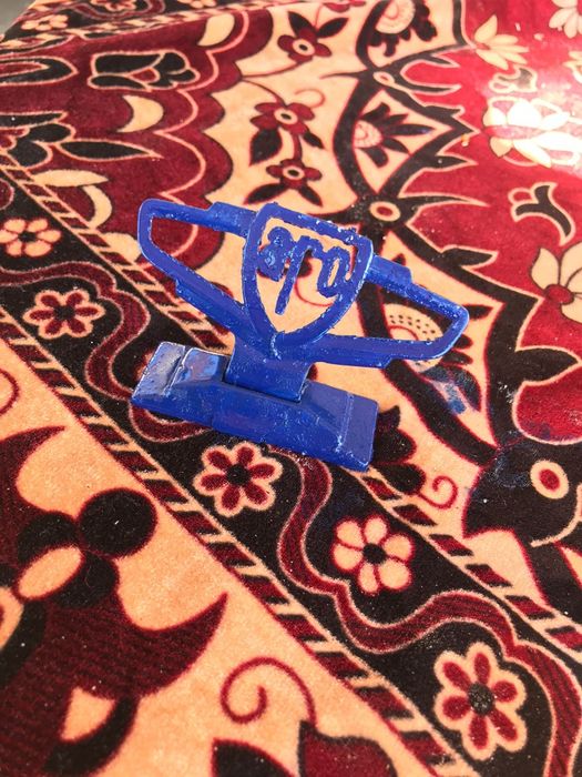 Vând emblema  de aro