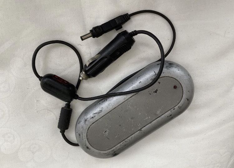 Incarcator auto laptop . Adaptor priza auto 12v laptop reglabil auto