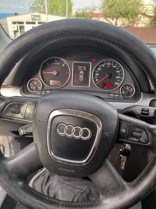 Vand Audi A4 B7  2008