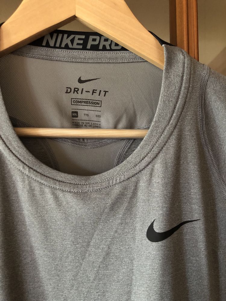 Nike Pro И Nike Pro Combat Термо Блузи Размер XXL и L