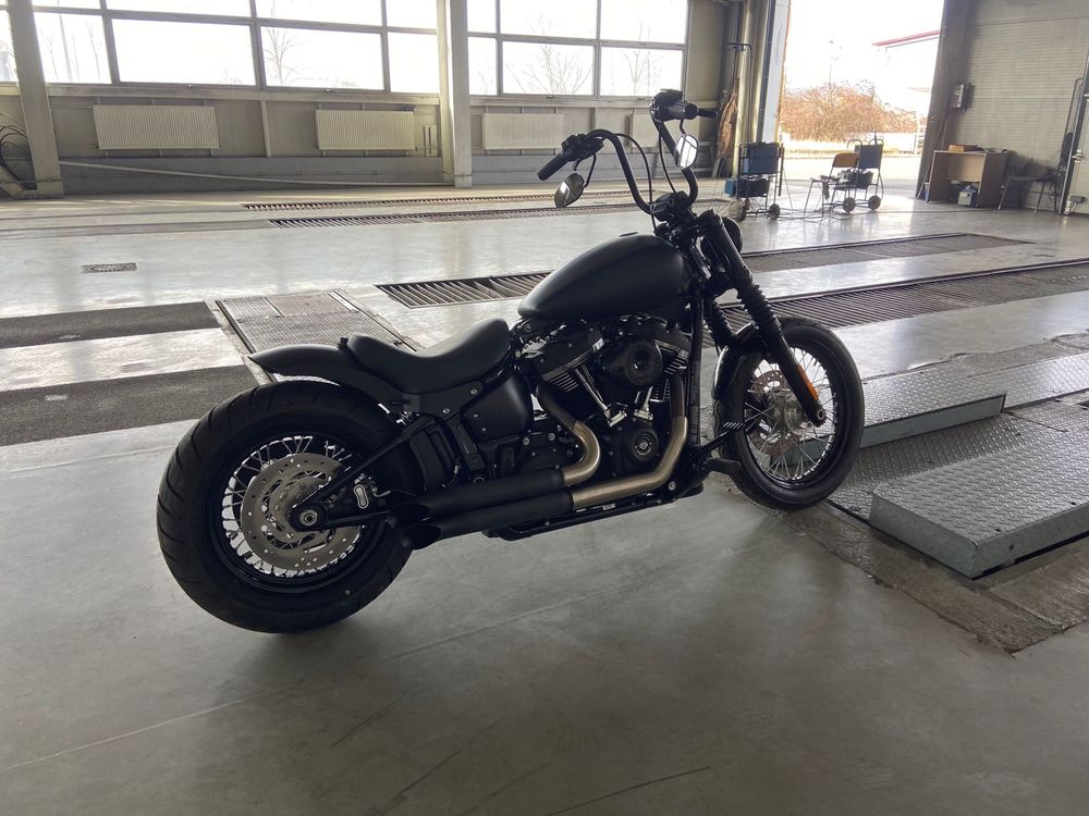 Harley Davidson Street Bob M8 FXBB 2018