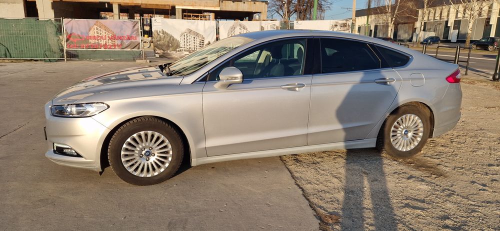 Vând Ford Mondeo Titanium
