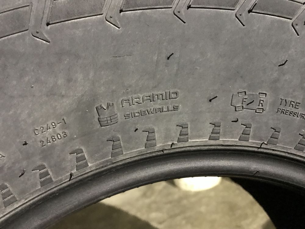 Зимняя резина Nokian Hakkapeliitta LT 2.  285/75 R16