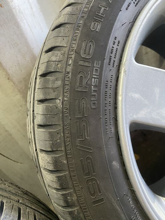 Продам шины IKON CHARACTER r16