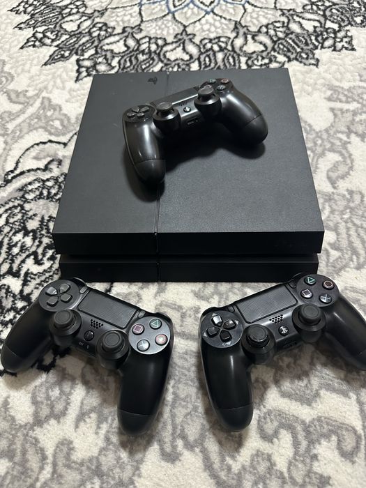 Ps4 Fat/500gb+3 ta pult.