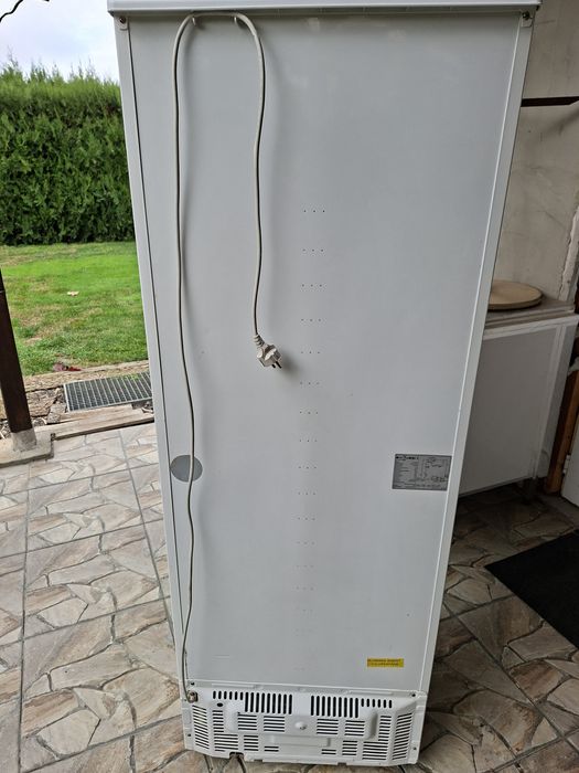 Хладилник с фризер LG