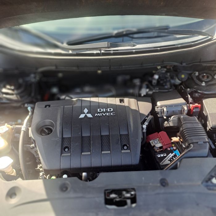 Vand Mitsubishi Asx, cititi anuntul va rog