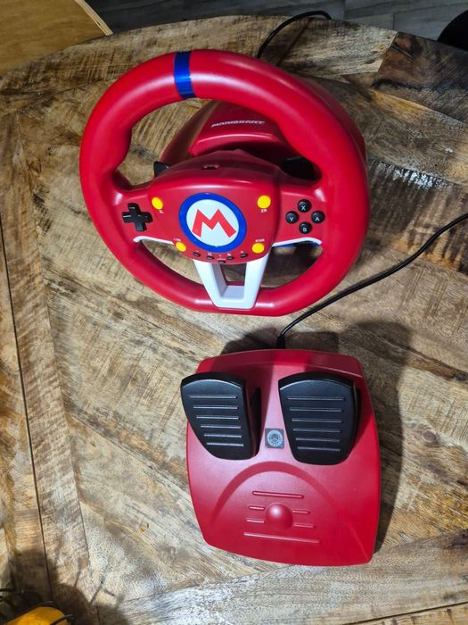 Vand volan pentru Nintendo Switch ediție cu Super Mario