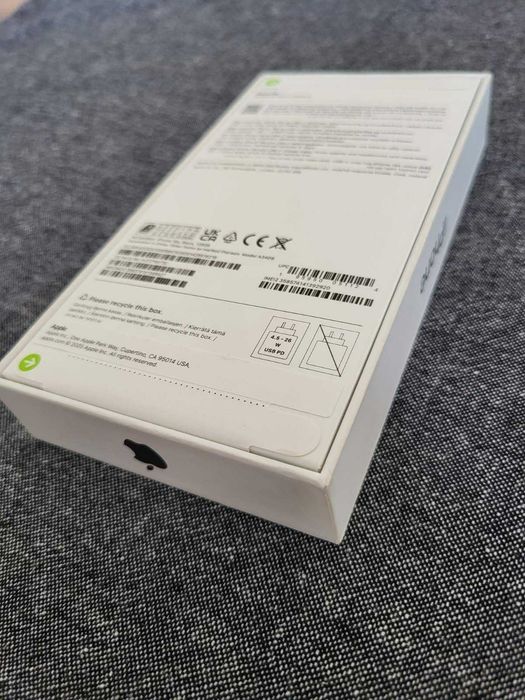 НОВ! iPhone 16e, 128GB Black - 1 година гаранция