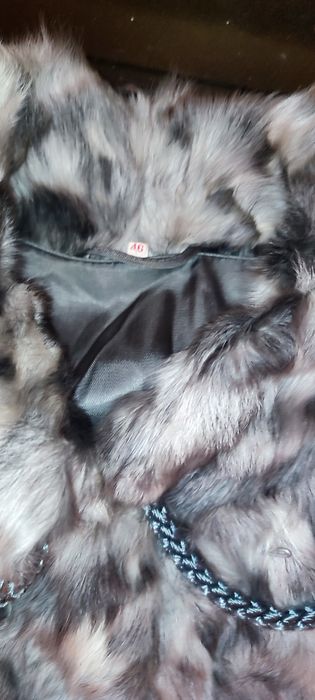 Blanita naturala de nurca, vintage, gri/negru, superbă, mărime M-L