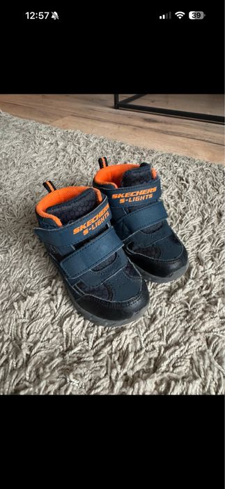 Incaltaminte Skechers cu luminite marime 23