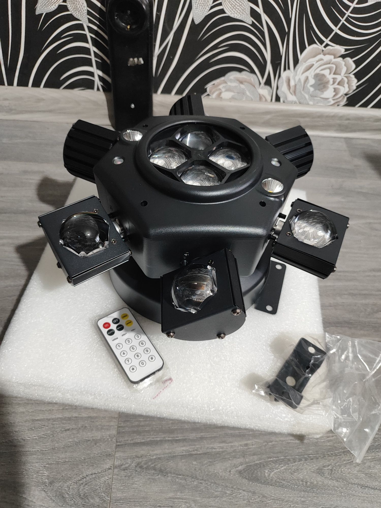 ПРОМО ! DMX512 LED сценично осветление за дискотека / партита !