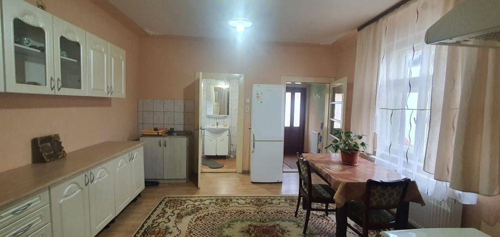Închiriez apartament la casă, în Turnișor, unei familii fară copii