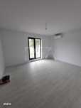 3 camere P/5, parcare, centrala, gradina,  Bdul Timisoara.