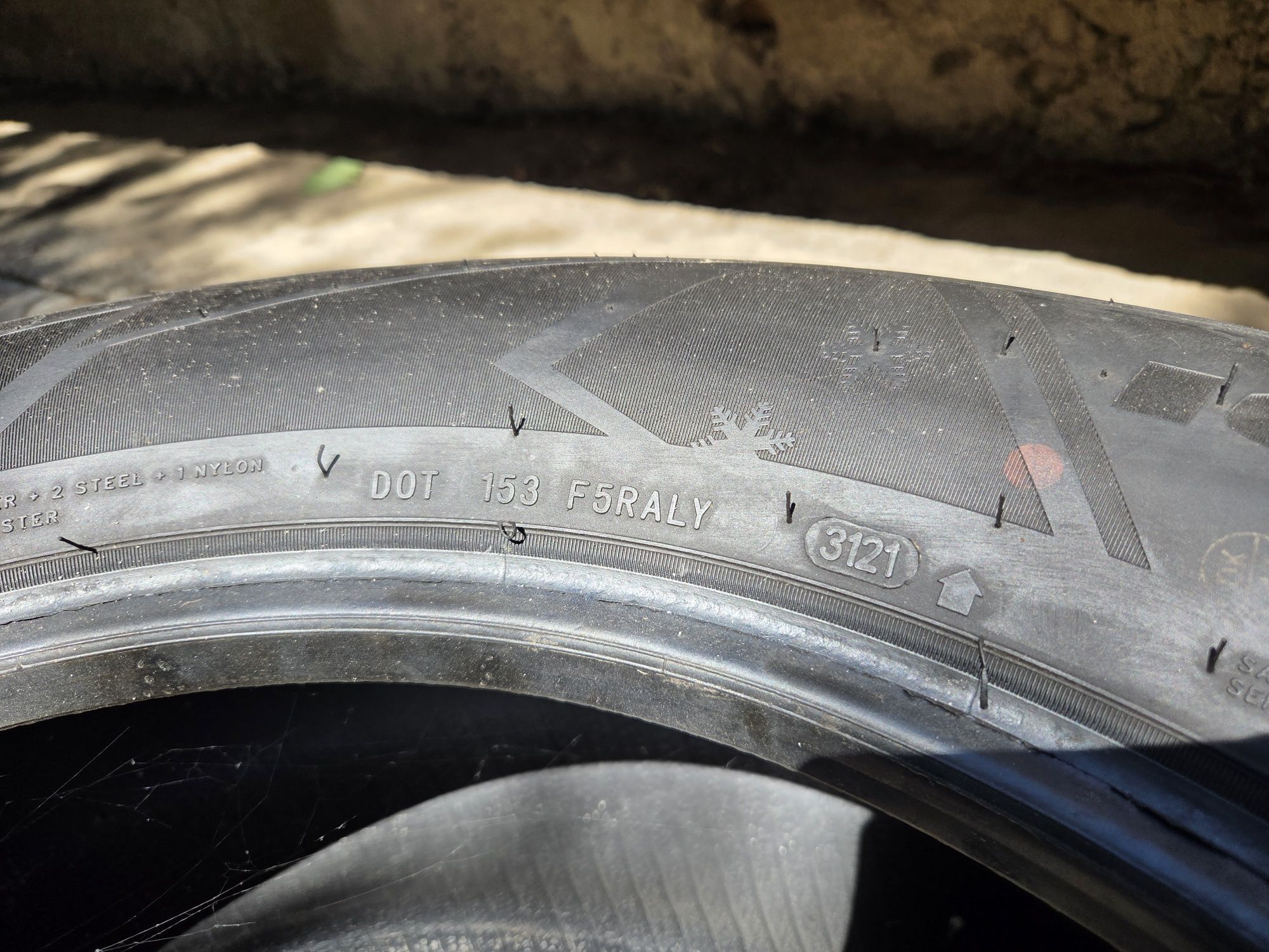 Зимни гуми SAILUN 235/65 R17