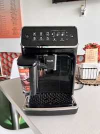 Espressor automat PHILIPS Seria 3200 LatteGo