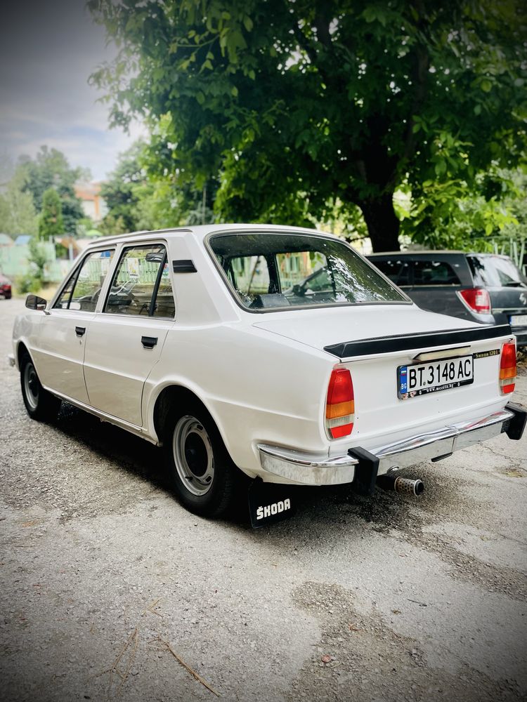 Продавам Skoda 120L оригинал