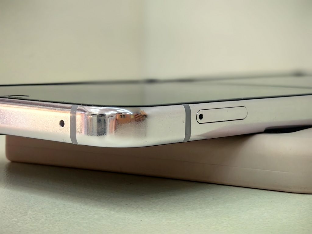 Хб! Samsung ZFlip 5 Levender 8/256