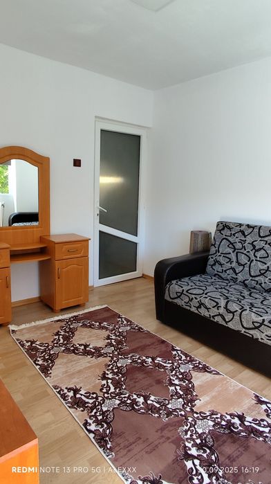 Vând Apartament Cu 3 camere in Hunedoara